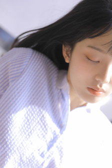 在焰灵姬的臀部里冲撞